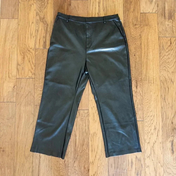 NEW Good American Faux Leather Wide Leg Crop Trousers In Black, Size 14 / 32 - Picture 6 of 8